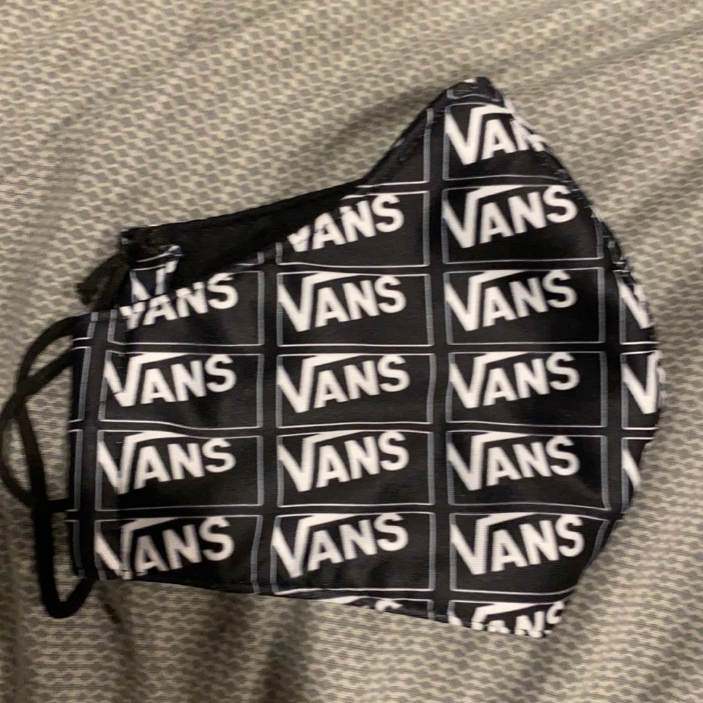 Vans Mask